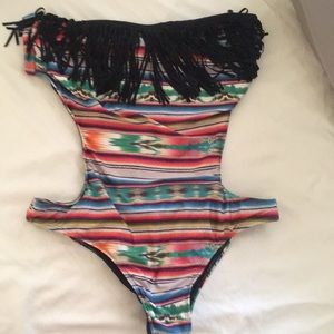 L space monokini strapless with fringe size 10